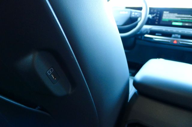 Kia EV3 58,3 KWH 150 KW EARTH WIC UPG DWP SD