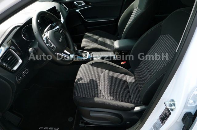 Kia Ceed 1.5T DCT 140 Vision / Komfort+/ Navi