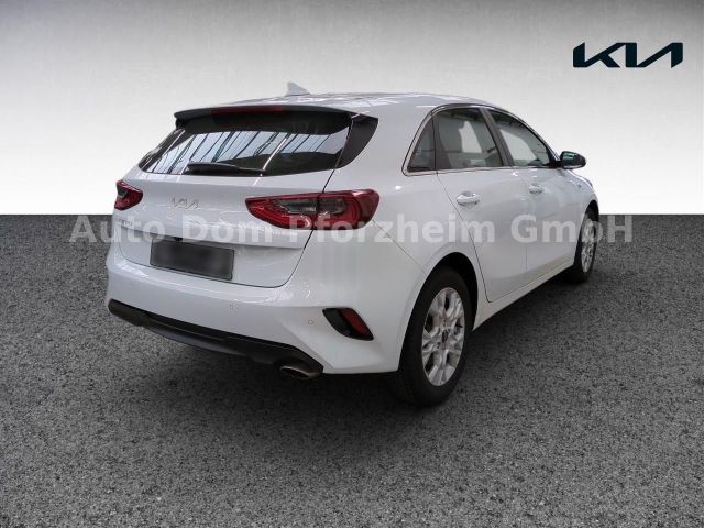 Kia Ceed 1.5T DCT 140 Vision / Komfort+/ Navi