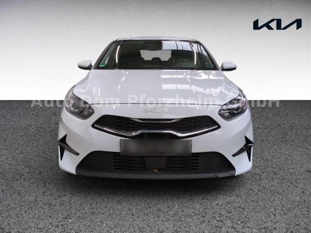 Kia Ceed 1.5T DCT 140 Vision / Komfort+/ Navi