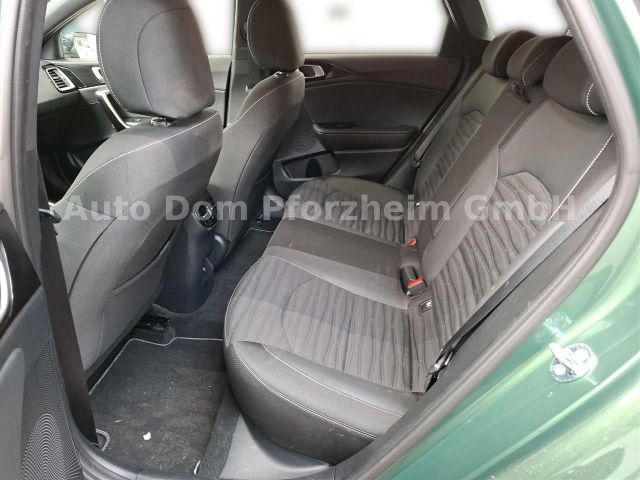 Kia CEED SW 1,5T DCT GT-Line/TECH/UVO/LED