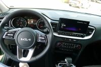Kia Ceed SW 1.5 T-GDI 140 PS DCT Spirit/Navi/UVO