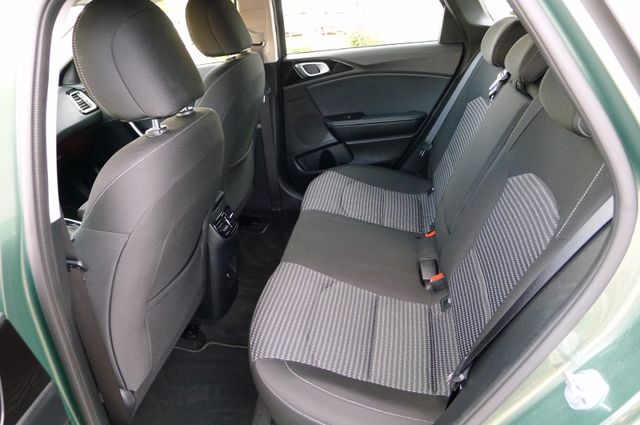 Kia Ceed SW 1.5 T-GDI 140 PS DCT Spirit/Navi/UVO