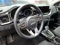 Kia CEED SW 1,5T DCT Spirit /UVO/NAVI