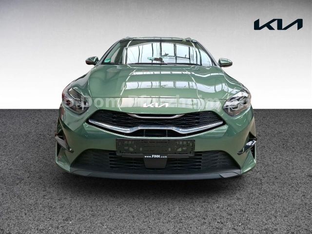 Kia CEED SW 1,5T DCT Spirit /UVO/NAVI