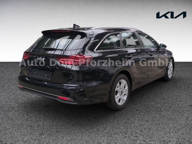 Kia Ceed SW 1.5T DCT Vision / Komfort+