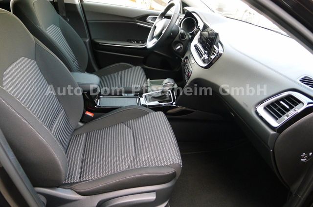 Kia Ceed 1.5T DCT7 SPIRIT /NAVI/UVO