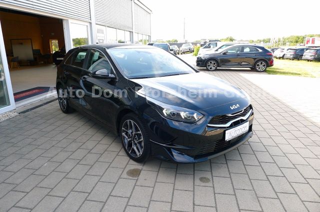 Kia Ceed 1.5T DCT7 SPIRIT /NAVI/UVO