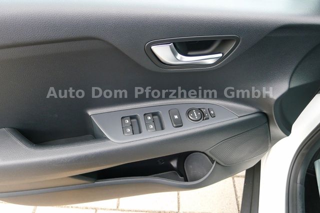 Kia Stonic 1.0 T-GDI DCT Vision/LED/NAVI