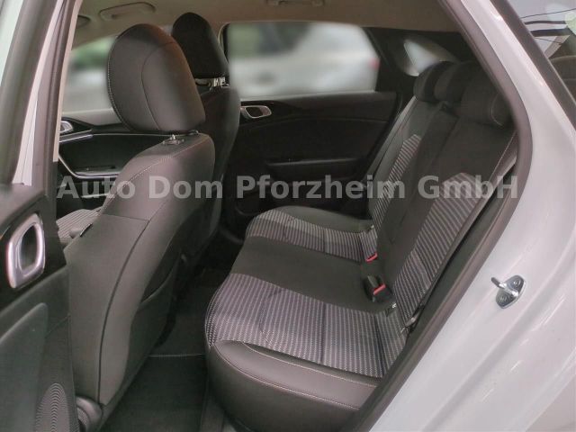 Kia Ceed 1.5T DCT7 SPIRIT /NAVI/UVO