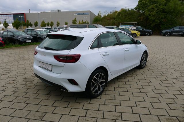 Kia Ceed 1.5T DCT7 SPIRIT /NAVI/UVO