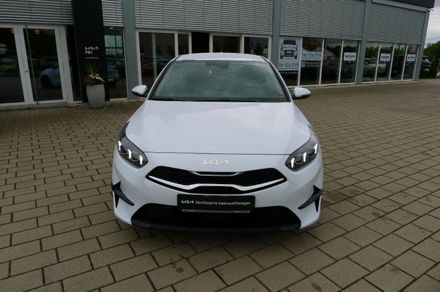 Kia Ceed 1.5T DCT7 SPIRIT /NAVI/UVO