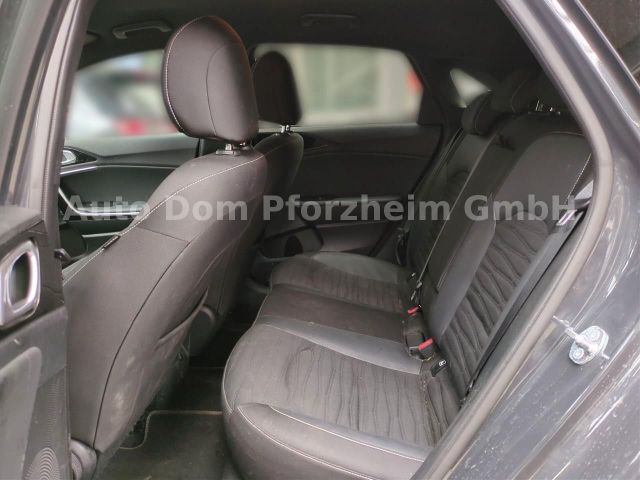 Kia Ceed 1.5T DCT7 GT-Line NAVI/LED/JBL-Sound