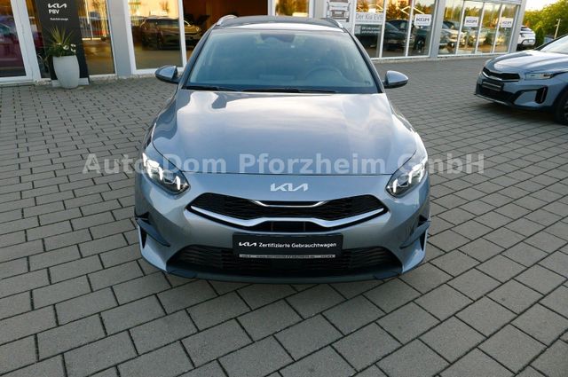 Kia Ceed SW 1.5 T-GDI 140 PS DCT Spirit/Navi/UVO