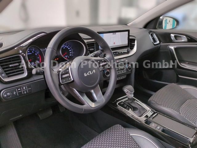 Kia XCeed 1.6T VISION DCT KOM+/NAVI/UVO/LED